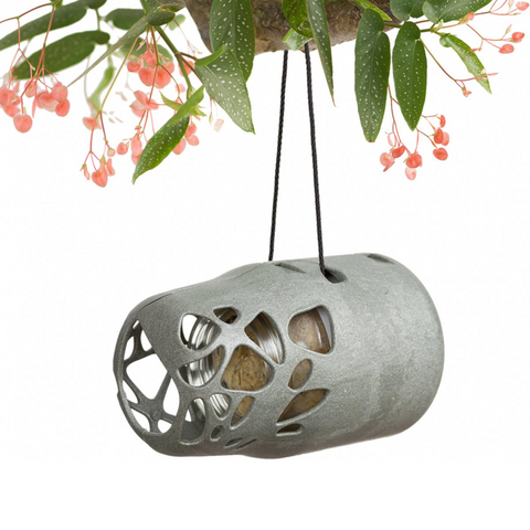 Singing Friend ESMEE - Bird Feeder - 100% Recycled Material - Grey - Sustainable Bird Feeder