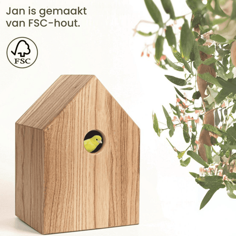 Singing Friend JAN - Wooden Nesting Box - House-shaped Design - Sustainable Bird Nesting Box